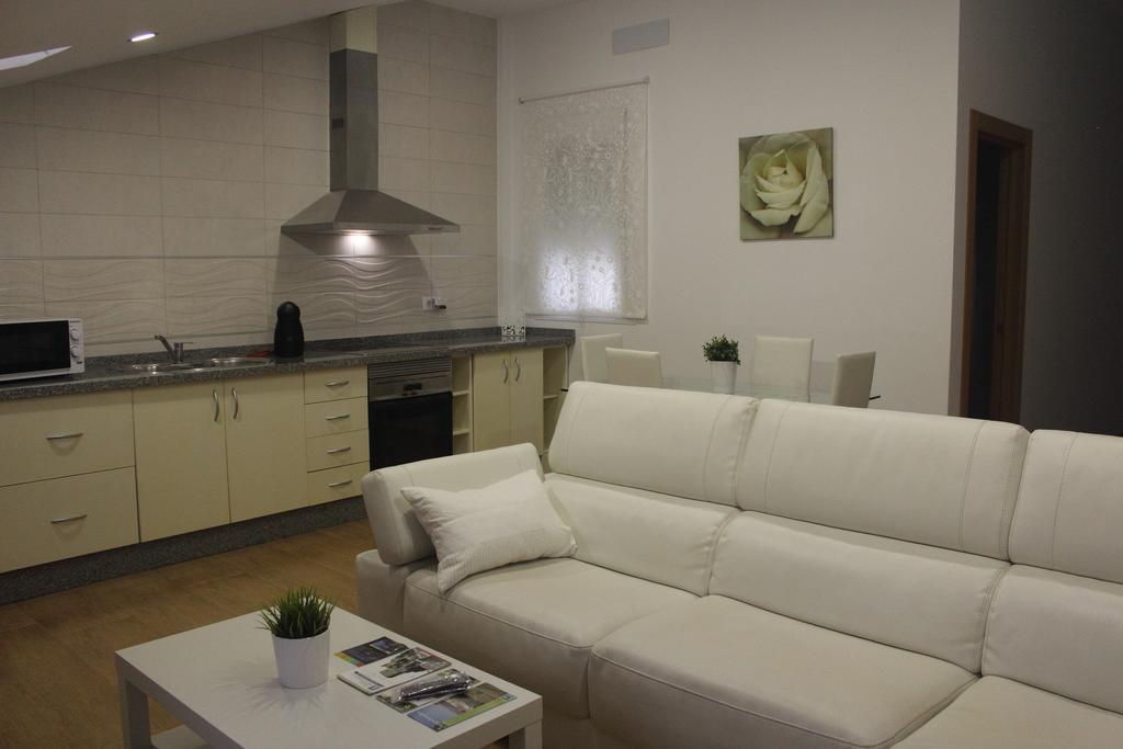 Be Happy Apartment อัลโกโดนาเลส ภายนอก รูปภาพ